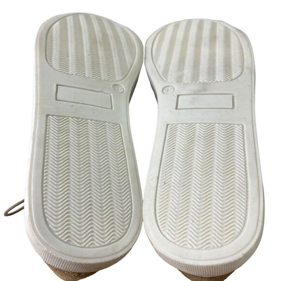 Naughty Monkey Womens Suede Leather Lace Up Perforated Flats Sneakers Shoes 9.5 - Picture 15 of 16